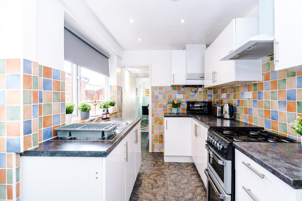 Harley House - Spacious Home With Free Netflix & Parking By Rocketbnb Coventry Esterno foto
