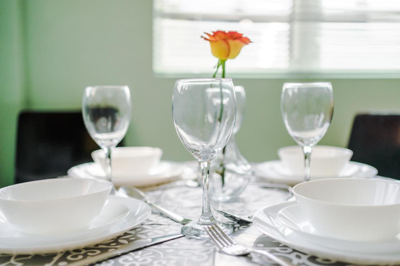 Harley House - Spacious Home With Free Netflix & Parking By Rocketbnb Coventry Esterno foto