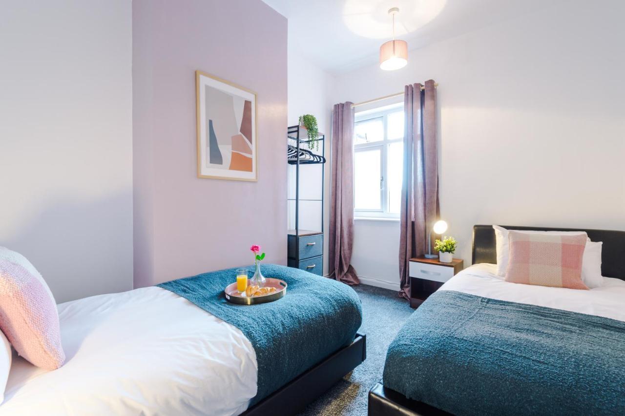 Harley House - Spacious Home With Free Netflix & Parking By Rocketbnb Coventry Esterno foto