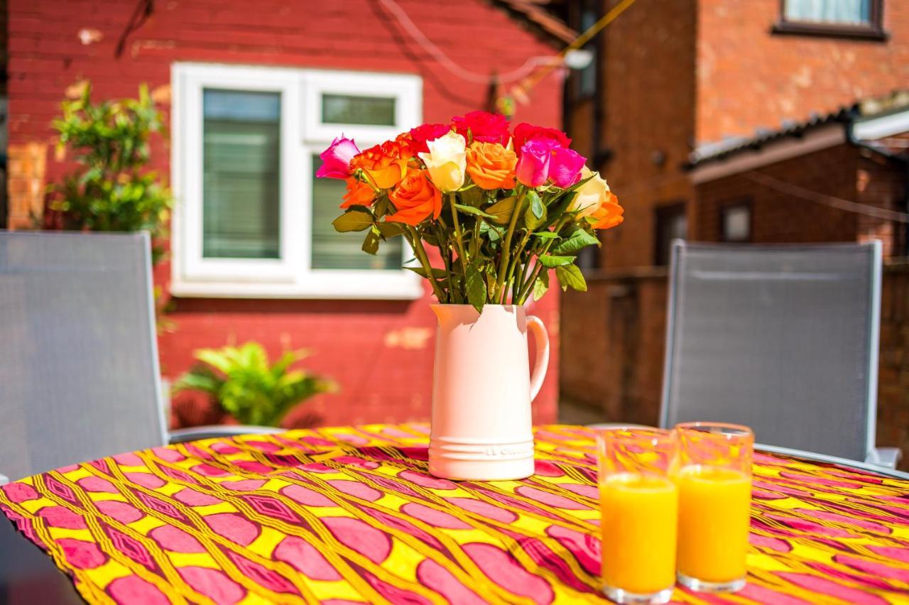 Harley House - Spacious Home With Free Netflix & Parking By Rocketbnb Coventry Esterno foto