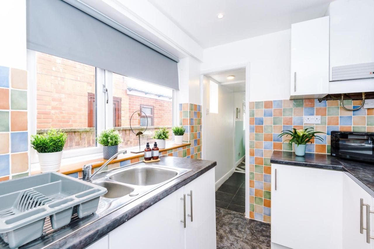 Harley House - Spacious Home With Free Netflix & Parking By Rocketbnb Coventry Esterno foto