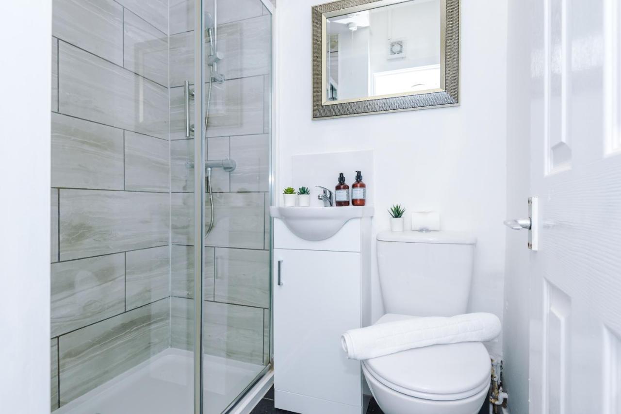 Harley House - Spacious Home With Free Netflix & Parking By Rocketbnb Coventry Esterno foto